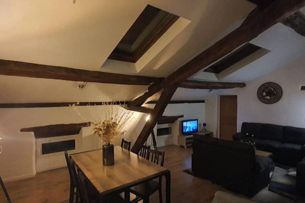 Appartement D'Exception Au Coeur De カオール エクステリア 写真